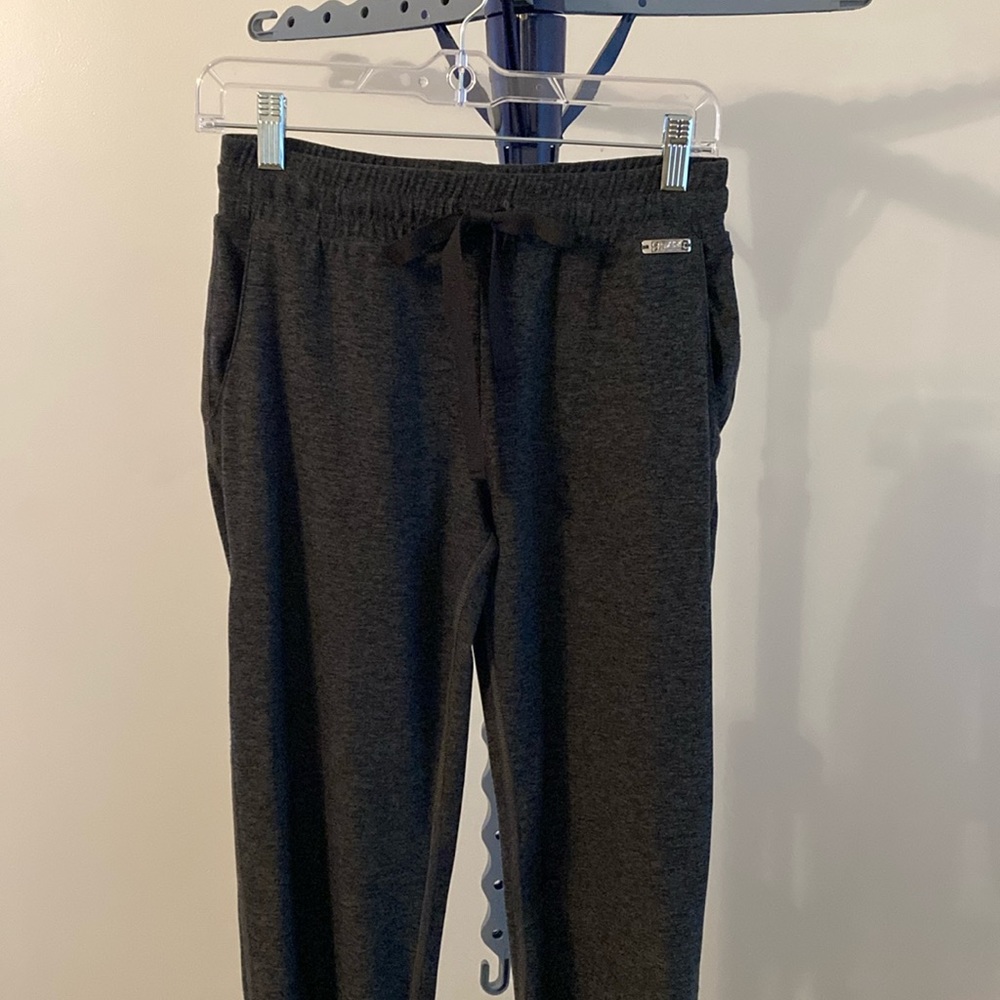 Bombshell Sportswear joggers size small gray